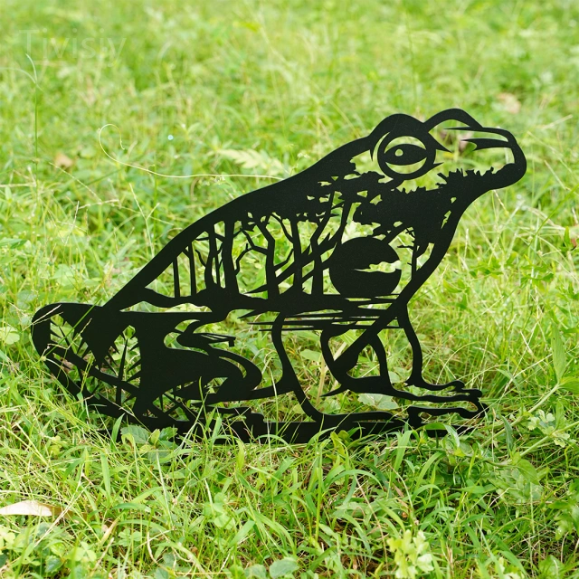 Metal Frog - Garden Decor Art